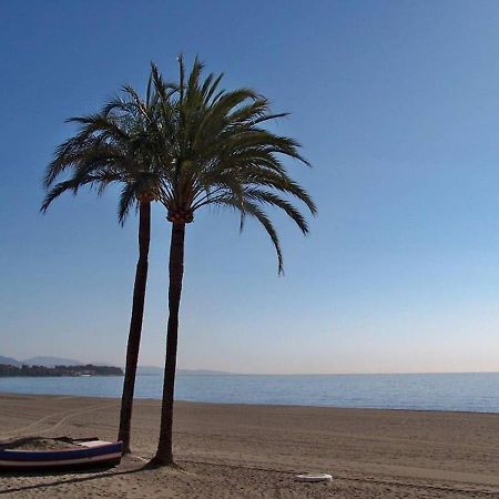 Espectacular piso en primera línea de playa Estepona Exterior foto